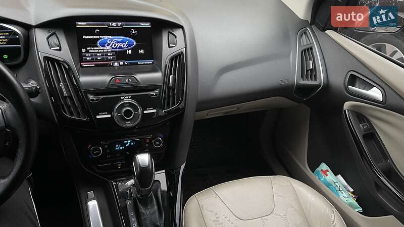 Хэтчбек Ford Focus 2013 в Калиновке