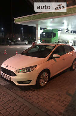 Хэтчбек Ford Focus 2017 в 