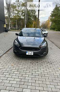 Хэтчбек Ford Focus 2017 в Славянске