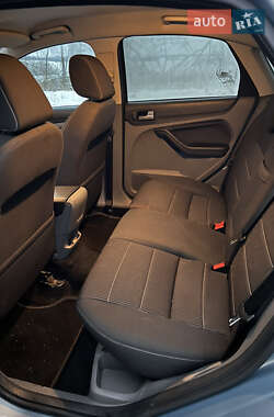 Хэтчбек Ford Focus 2009 в 