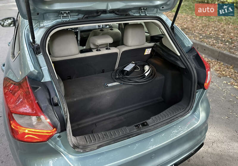 Хэтчбек Ford Focus 2012 в Ровно