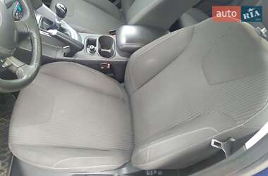 Универсал Ford Focus 2013 в 