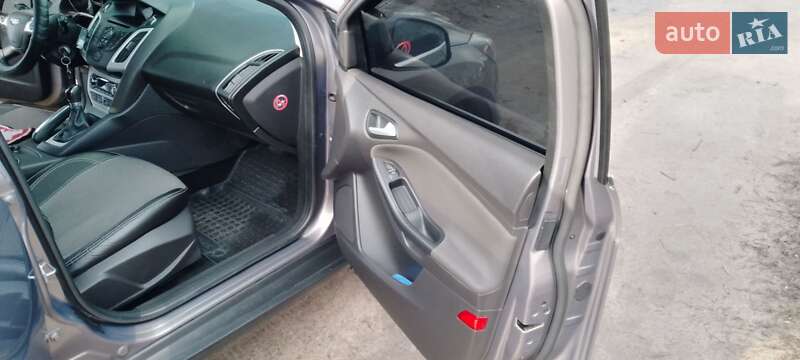 Хэтчбек Ford Focus 2013 в Великой Александровке