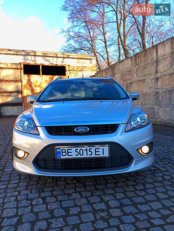 Універсал Ford Focus 2010 в Первомайську