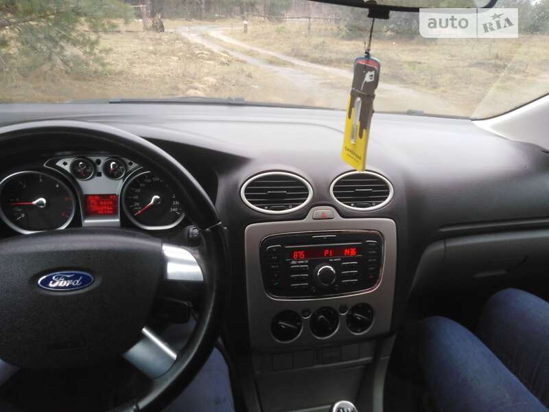 Універсал Ford Focus 2009 в Жовкві