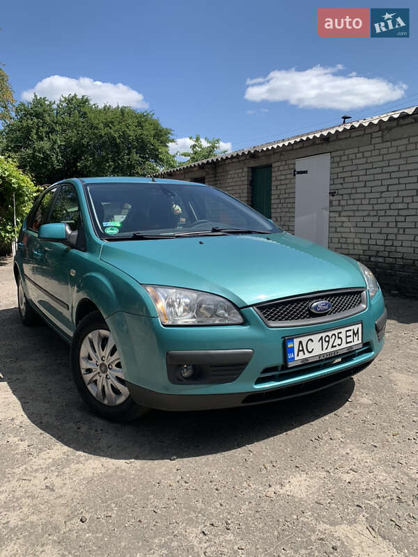 Хэтчбек Ford Focus 2007 в Маневичах