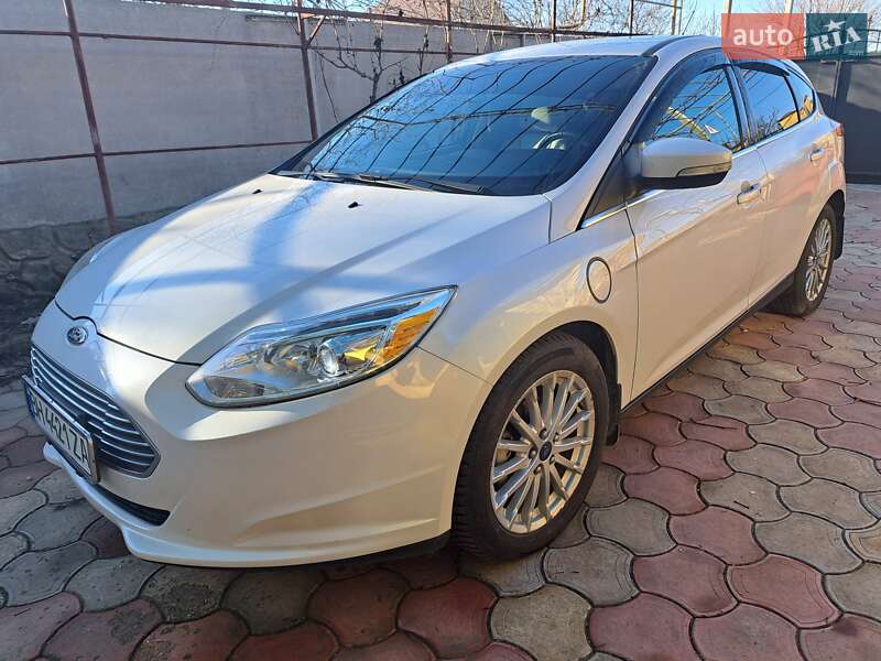 Хэтчбек Ford Focus 2013 в Беляевке
