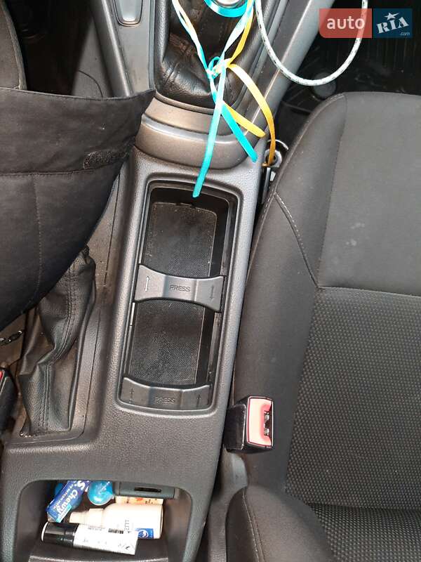 Седан Ford Focus 2015 в Киеве фото 18 Седан Ford Focus 2015 в Киеве