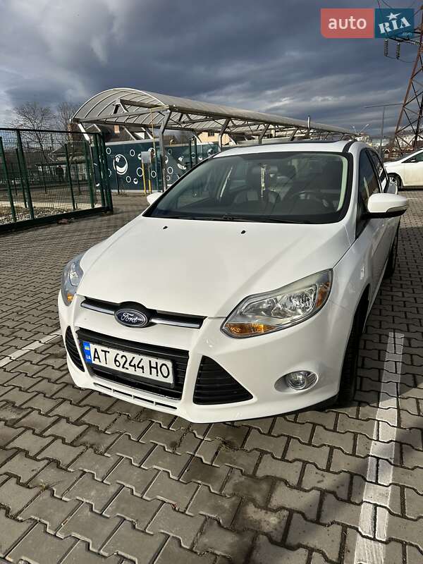 Хэтчбек Ford Focus 2014 в Бучаче