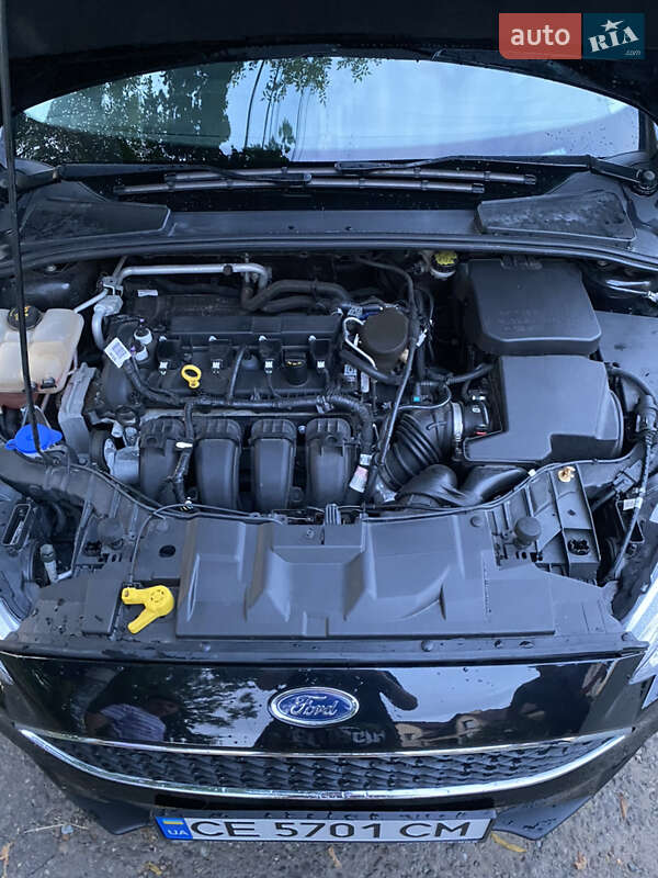 Хэтчбек Ford Focus 2016 в Черновцах