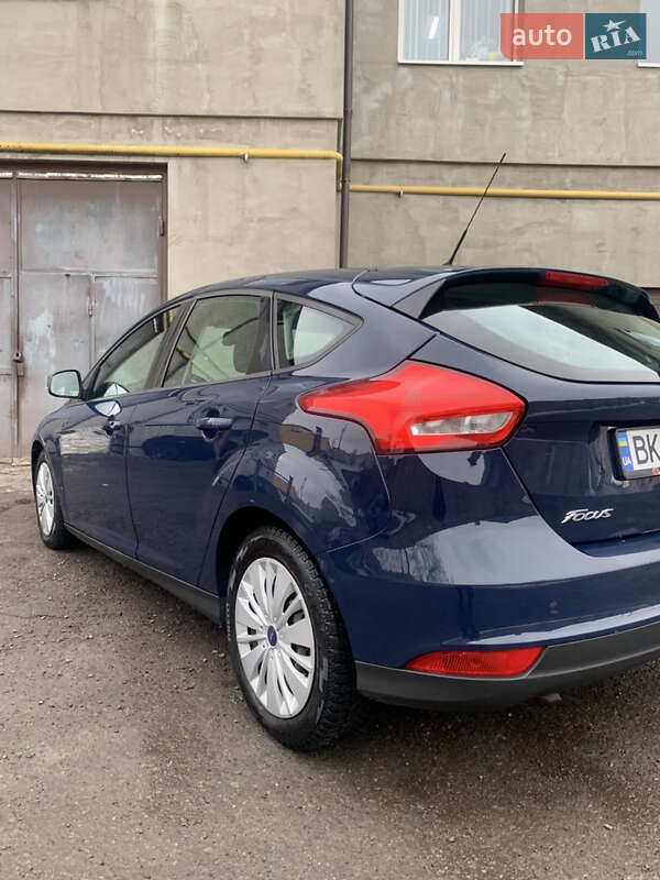 Хэтчбек Ford Focus 2017 в Ровно фото 2 Хэтчбек Ford Focus 2017 в Ровно