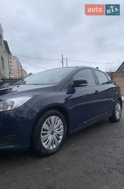 Хэтчбек Ford Focus 2017 в 