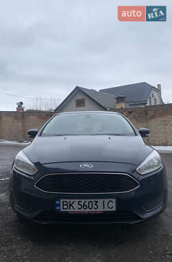 Хэтчбек Ford Focus 2017 в 