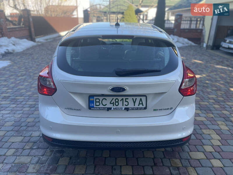 Хэтчбек Ford Focus 2014 в Львове фото 14 Хэтчбек Ford Focus 2014 в Львове