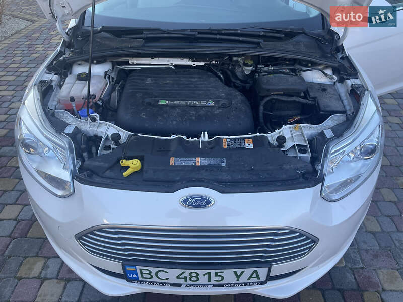 Хэтчбек Ford Focus 2014 в Львове фото 46 Хэтчбек Ford Focus 2014 в Львове