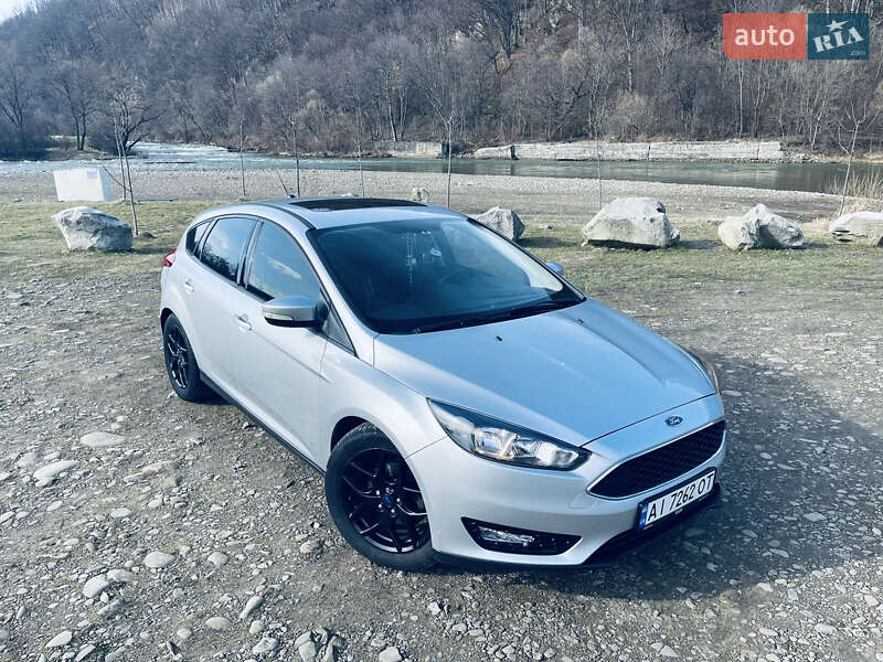 Хэтчбек Ford Focus 2016 в Долине