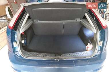 Хетчбек Ford Focus 2010 в 