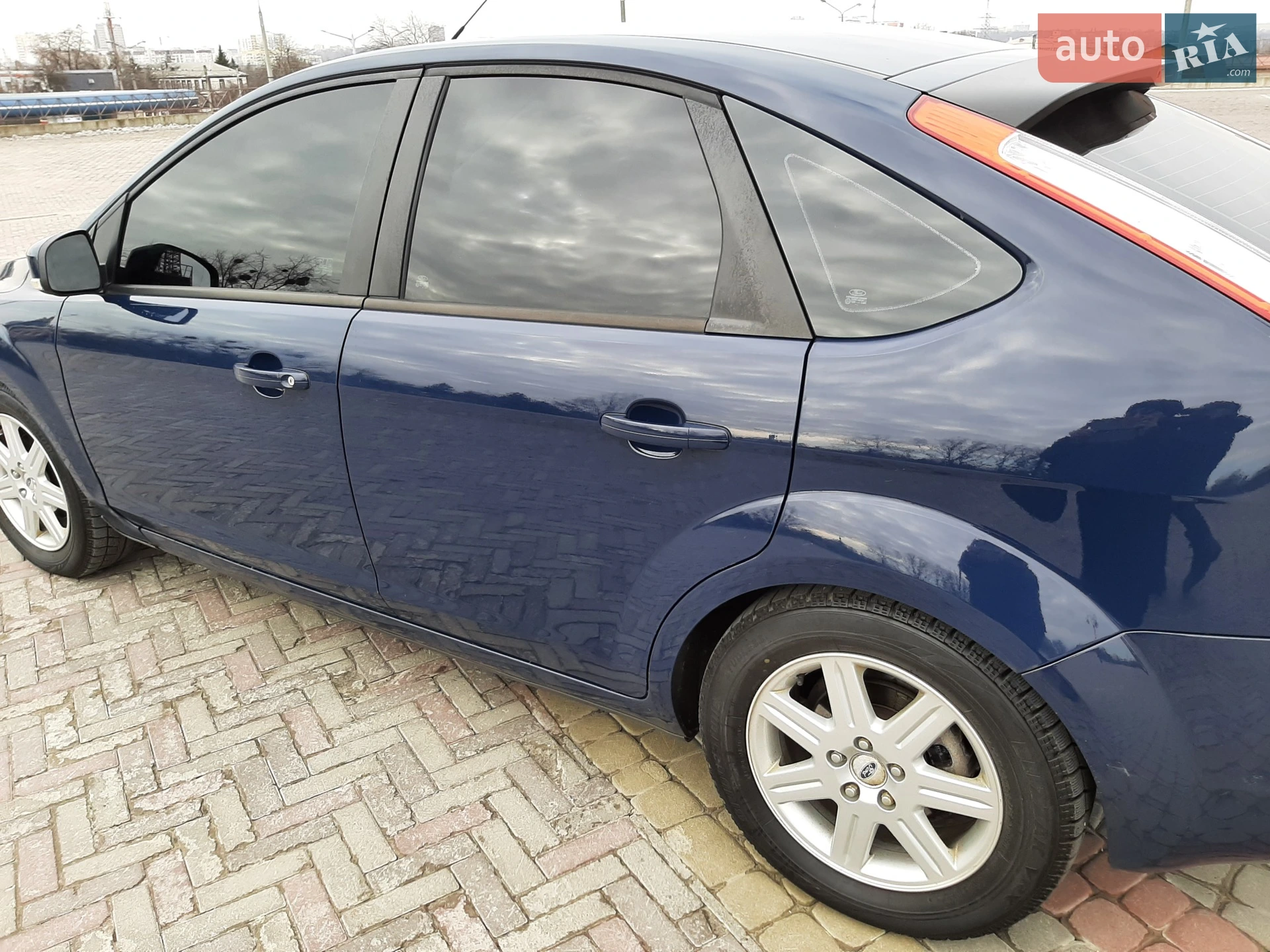 2010 Ford Focus - мініатюра 6