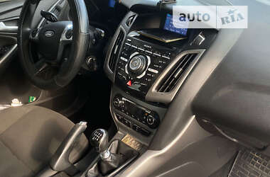 Универсал Ford Focus 2014 в 