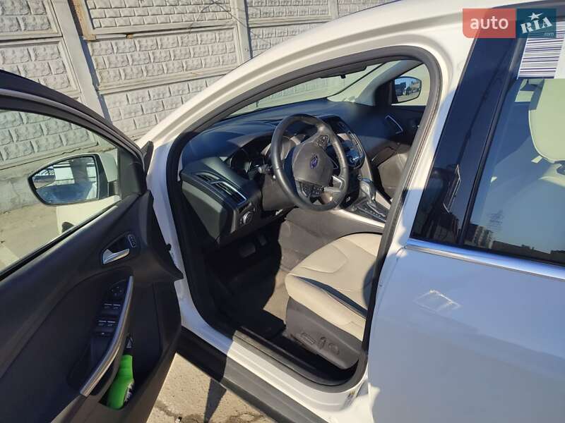 Седан Ford Focus 2016 в Днепре