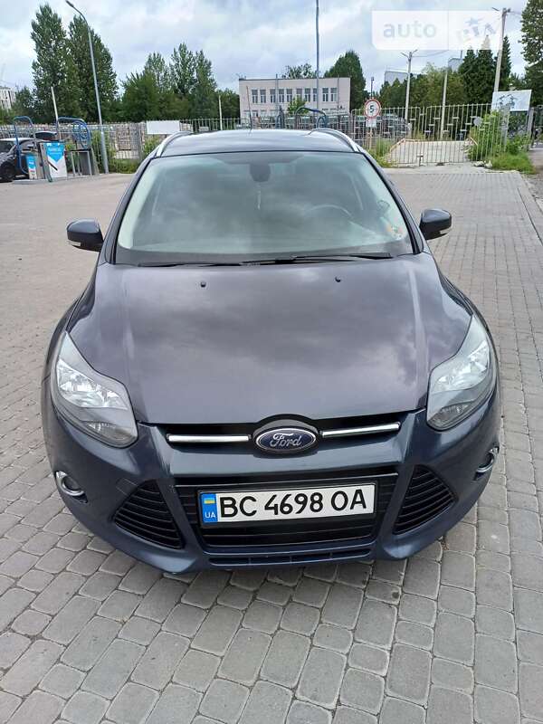 Универсал Ford Focus 2013 в Львове фото Универсал Ford Focus 2013 в Львове