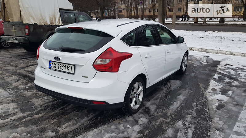 Хэтчбек Ford Focus 2013 в Харькове