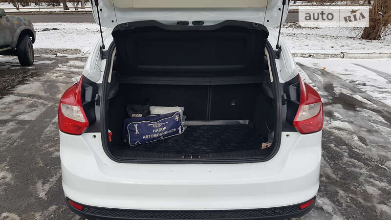 Хэтчбек Ford Focus 2013 в Харькове