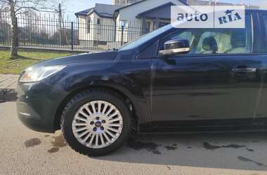 Хэтчбек Ford Focus 2008 в Луцке