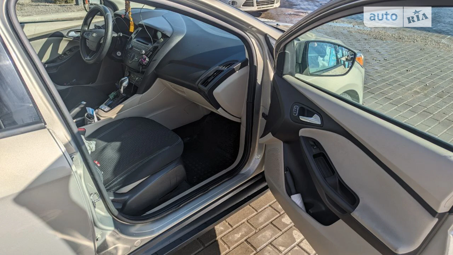 2015 Ford Focus - мініатюра 10