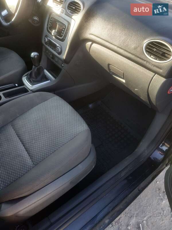 Хэтчбек Ford Focus 2007 в Киеве