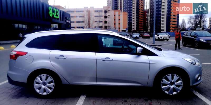 Универсал Ford Focus 2011 в Сумах