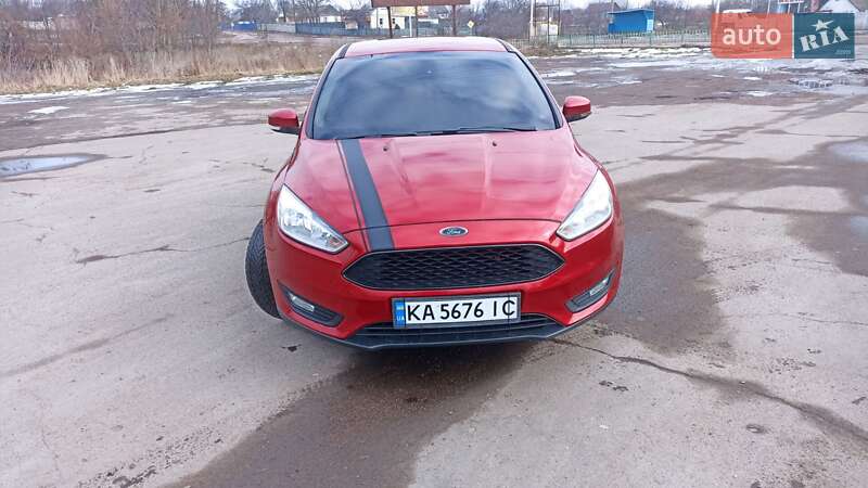 Хэтчбек Ford Focus 2015 в Андрушевке