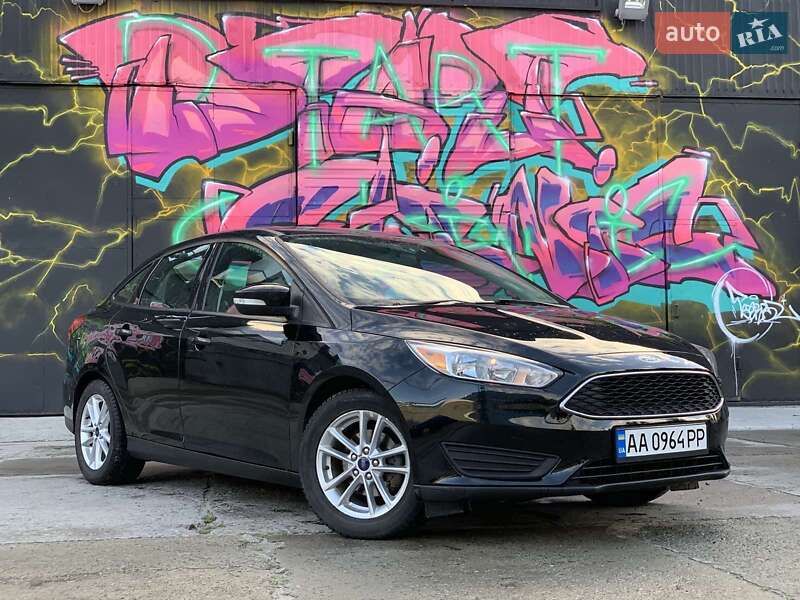 Седан Ford Focus 2016 в Киеве фото 2 Седан Ford Focus 2016 в Киеве