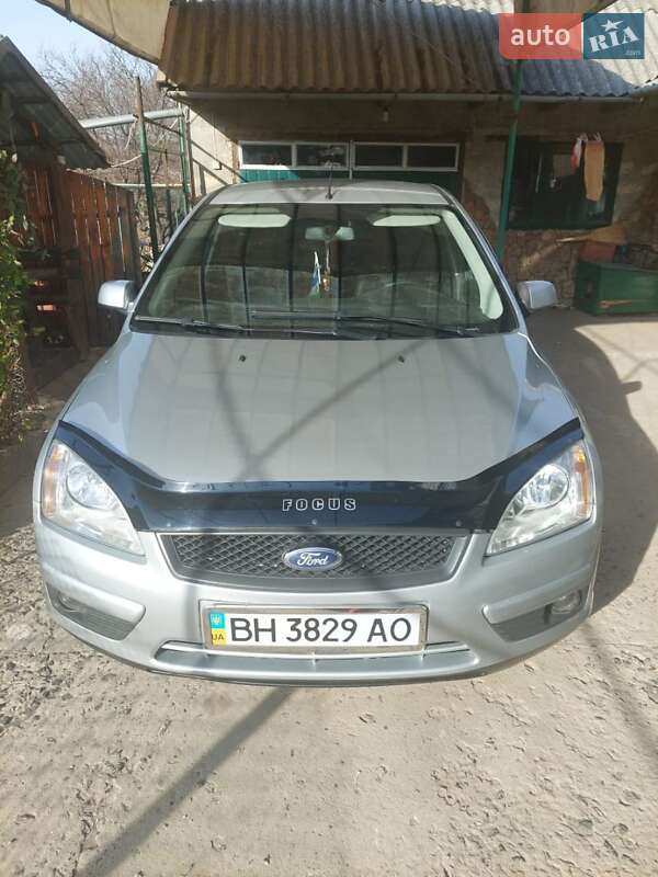 Хэтчбек Ford Focus 2007 в Болграде