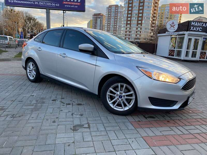 Седан Ford Focus 2018 в Киеве фото 13 Седан Ford Focus 2018 в Киеве