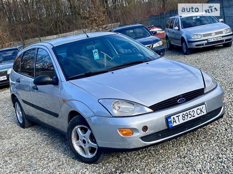 Хэтчбек Ford Focus 2000 в Ивано-Франковске