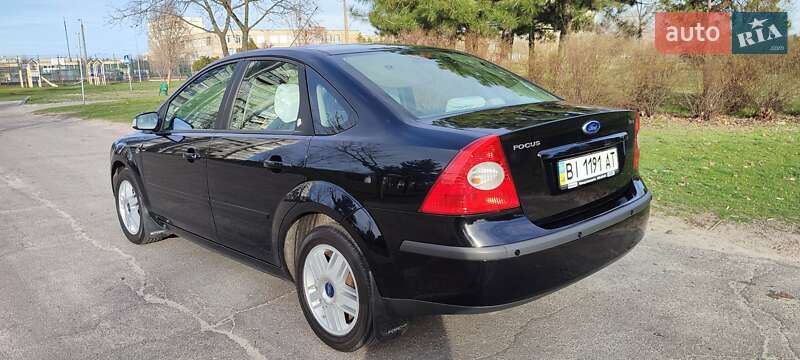 Седан Ford Focus 2007 в Горишних Плавнях