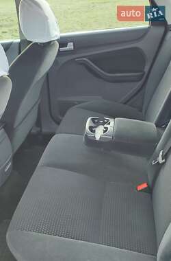Седан Ford Focus 2007 в 