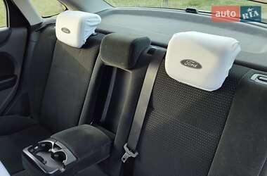 Седан Ford Focus 2007 в 