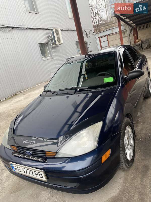 Седан Ford Focus 2002 в Каменском