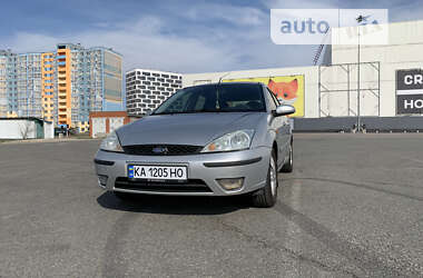 Хэтчбек Ford Focus 2004 в Киеве