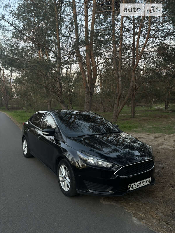 Седан Ford Focus 2016 в Дніпрі