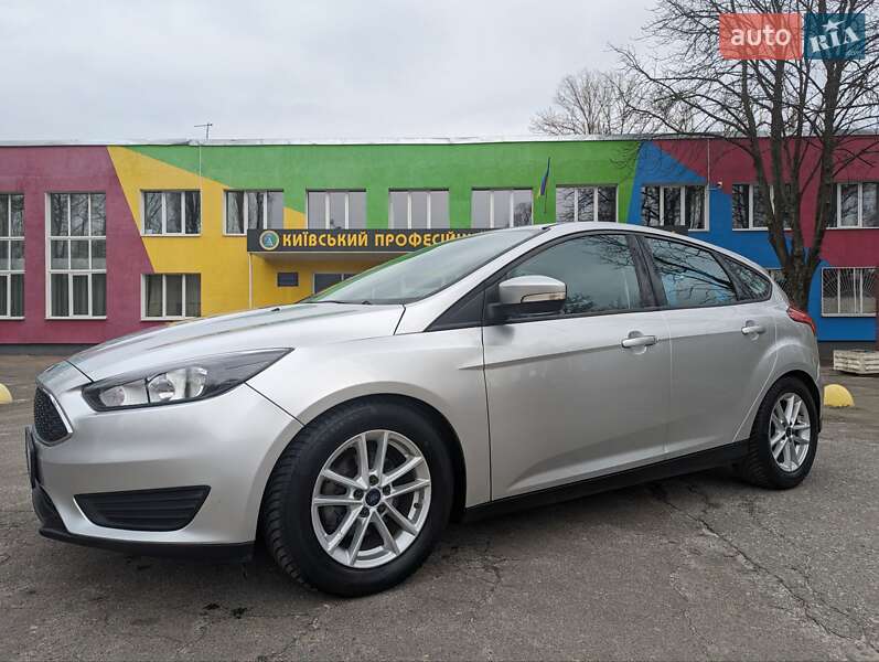 Хэтчбек Ford Focus 2016 в 