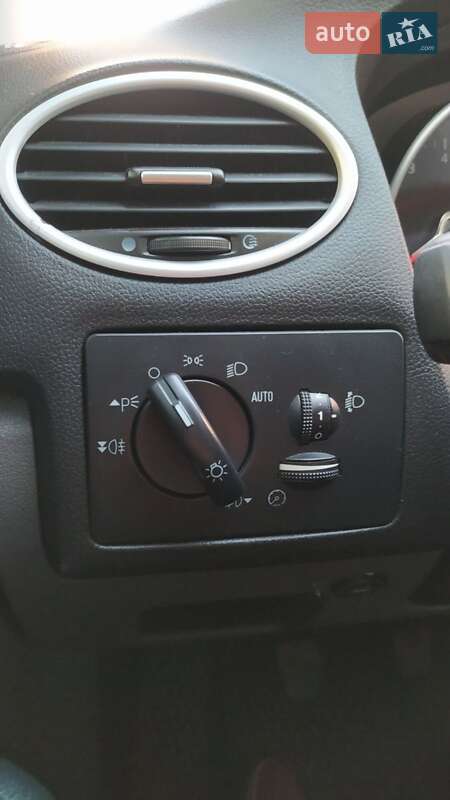 Универсал Ford Focus 2008 в Новоархангельске фото 5 Универсал Ford Focus 2008 в Новоархангельске