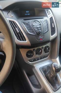 Универсал Ford Focus 2012 в 