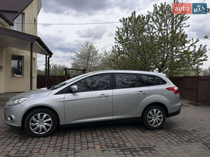 Универсал Ford Focus 2012 в Луцке