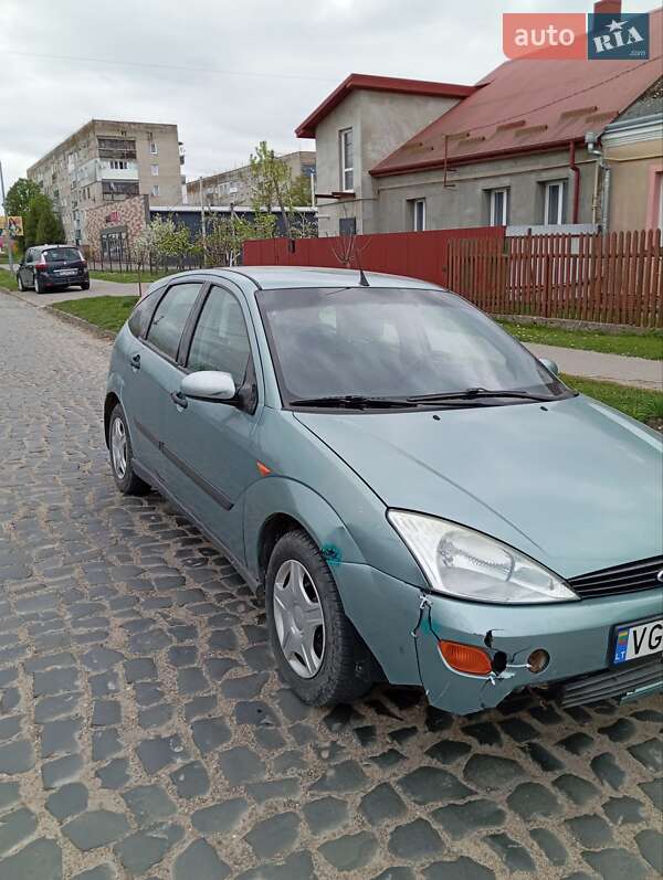 Хетчбек Ford Focus 1998 в Володимирі