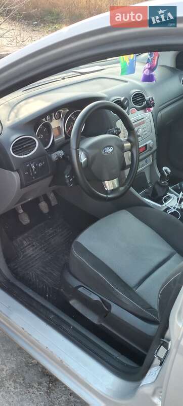 Седан Ford Focus 2008 в Киеве