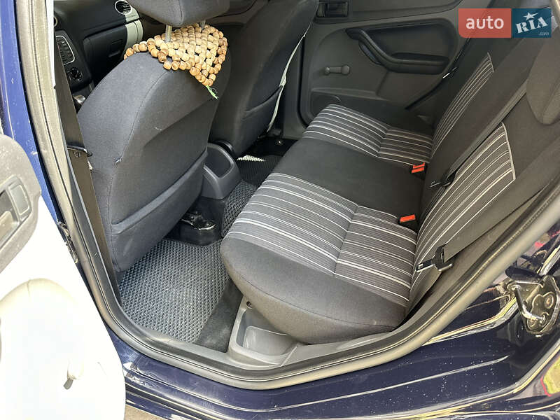 Хэтчбек Ford Focus 2007 в Львове