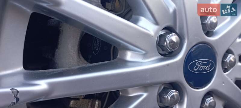 Хэтчбек Ford Focus 2015 в Звягеле